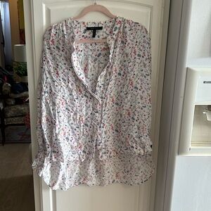 BCBG MaxAzria Wildflowers Relaxed Mandarin Collar High Low Blouse Top medium